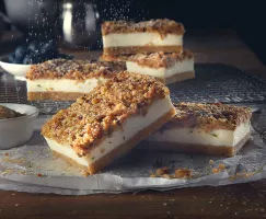 Barras de cheesecake y limón